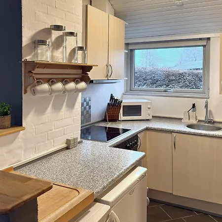 Prázdninový dům 3 Bedroom In *